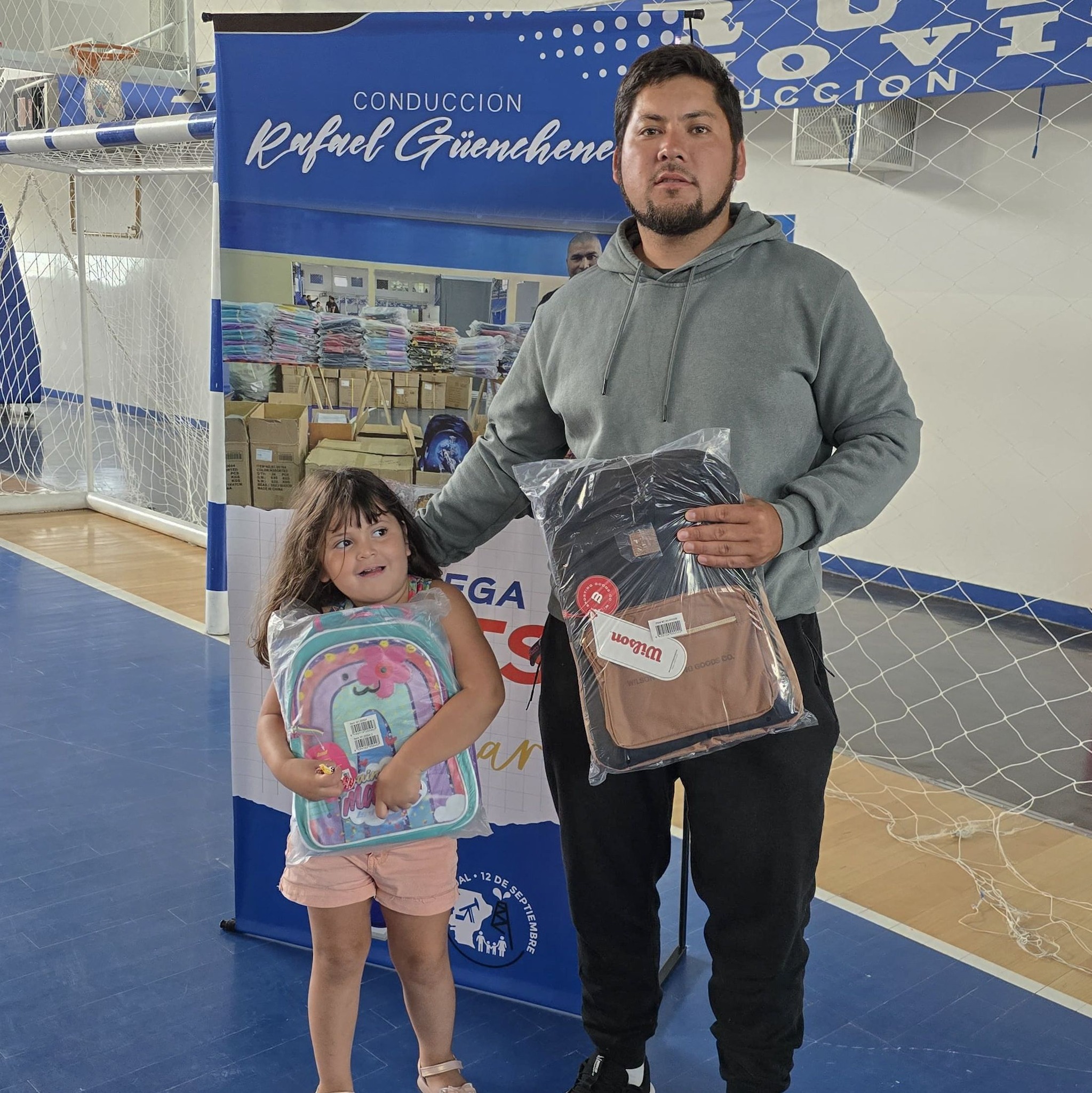 ¡ATENCIÓN! HASTA EL DIA VIERNES 21 DE FEBRERO SE HARÁ LA ENTREGA DE KITS ESCOLARES, EN LOS HORARIOS DE 9HS A 12HS Y DE 16HS A 20HS.