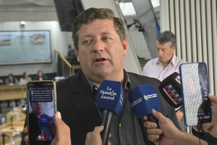 Luxen tras la aprobación de la ley de emergencia hidrocarburífera: “Es una herramienta y un respaldo muy importante al gobierno de la provincia”